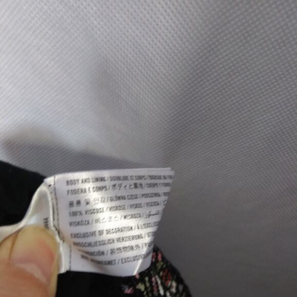 Abercrombie & Fitch Black Floral Overall Jumpsuit Petite Size SP - Picture 11 of 11